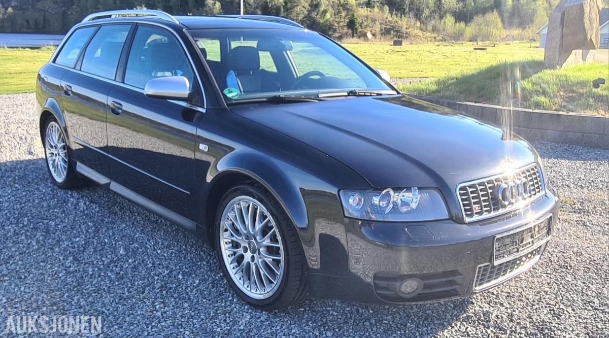 2004 Audi S4 4.2 V8 344HK QUATTRO MANUELL LAV KMSTAND ORIGINAL BIL